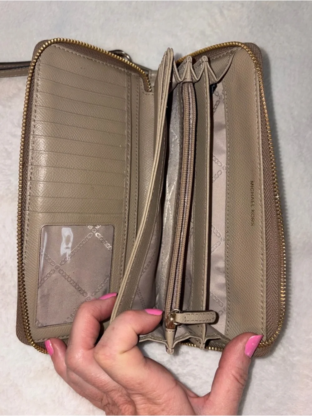 Michael Kors Raven Leather Bag Matching Wallet